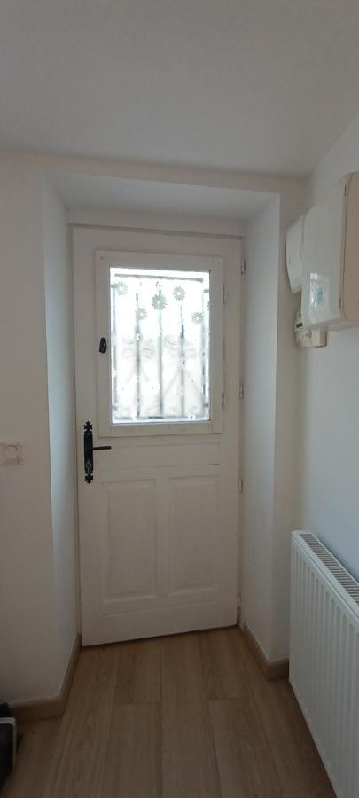 Studio Meuble A Bougival Dış mekan fotoğraf