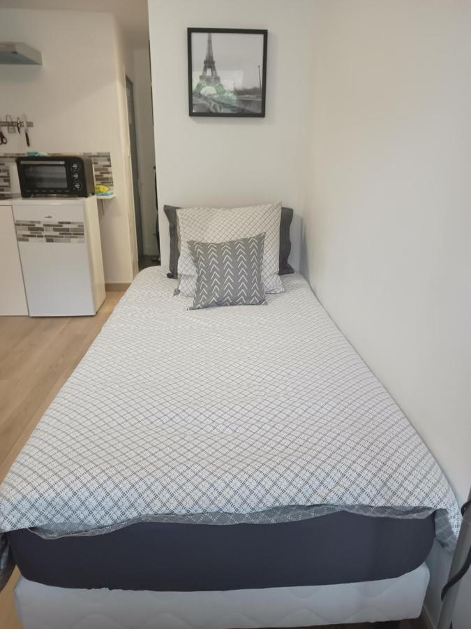 Studio Meuble A Bougival Dış mekan fotoğraf