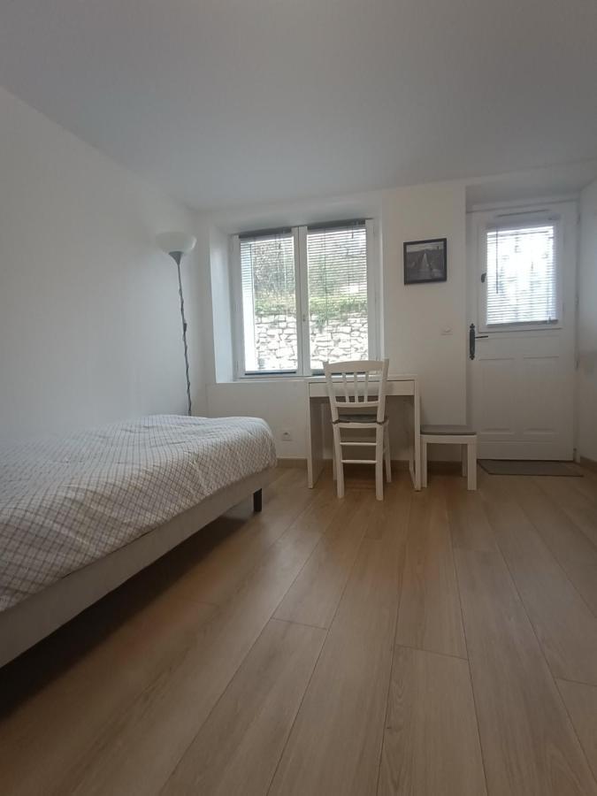 Studio Meuble A Bougival Dış mekan fotoğraf
